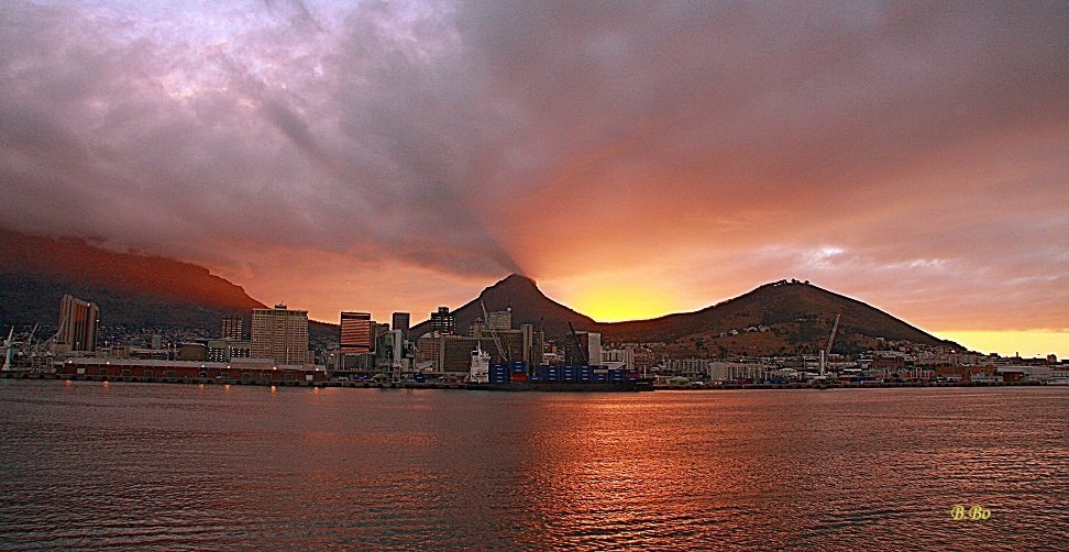 Восход над Кейптауном - Vladimir 