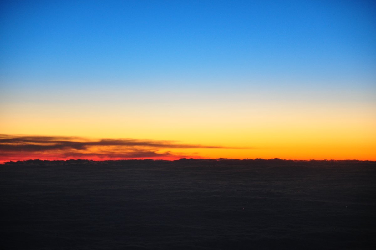 Закат на высоте 10400метров - Evgeny Manakin
