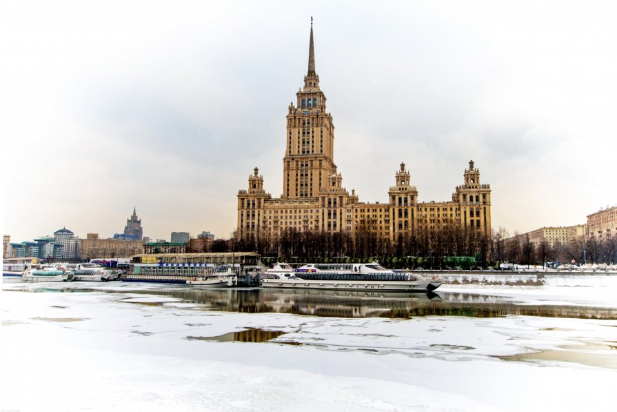 Москва снежная - Евгений Расторгуев