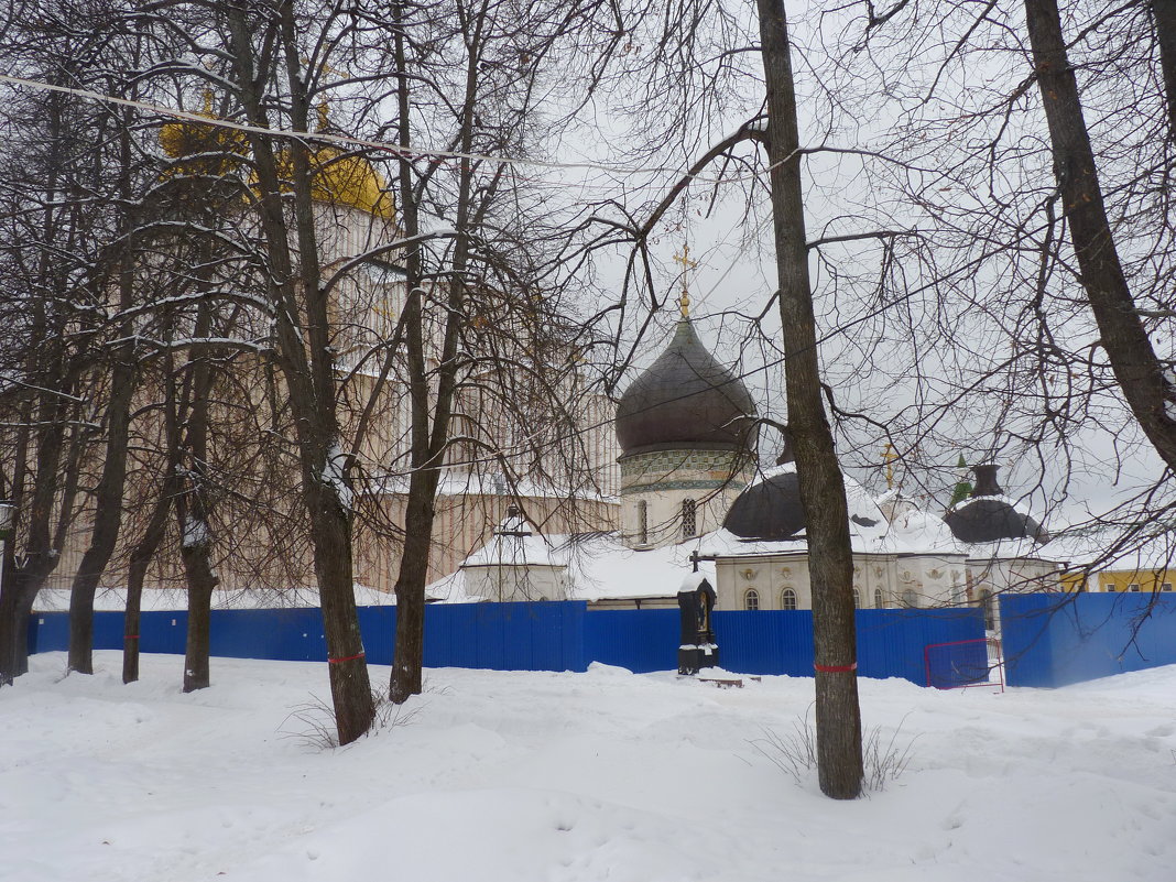 Так  было  на  территории монастыря  в  феврале  2012  года - Galina Leskova