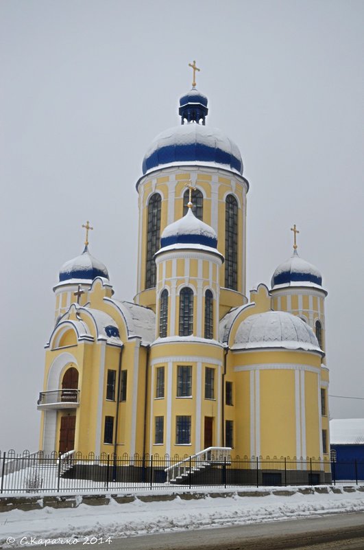 Церква Святого Володимира. Чернівці, Україна - Степан Карачко