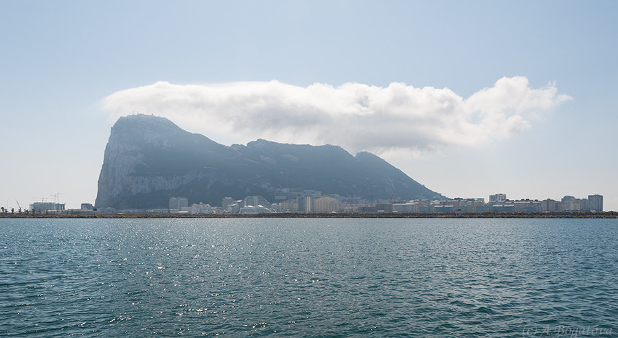 Гибралтарская скала и город Гибралтар - Анастасия Богатова