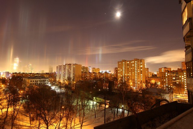 Световые столбы в Москве - Екатерина Бессонова