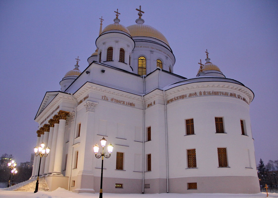 Ново Тихвинский женский монастырь в Екатеринбурге