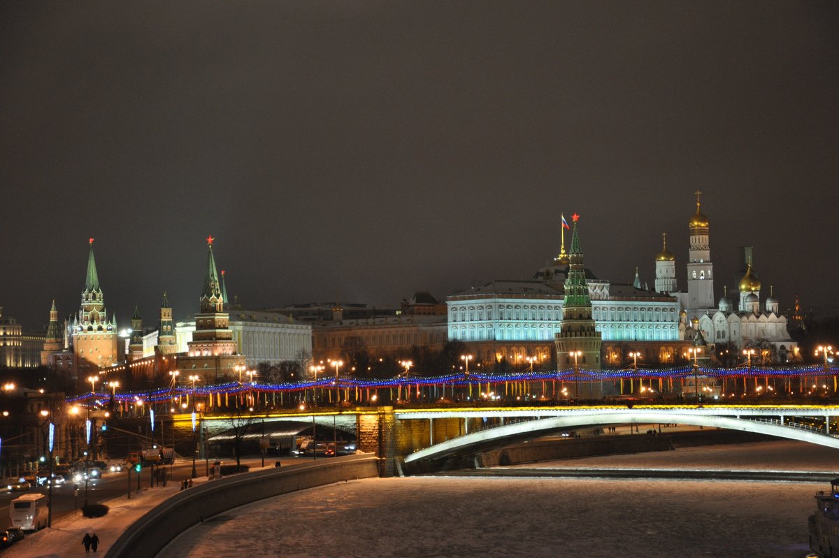 Волшебство новогодней ночи - Evgeny Manakin