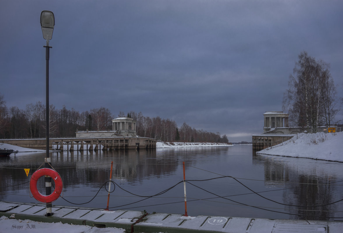 Заградительные ворота №104 канала им. Москвы. Дубна. - Михаил "Skipper"