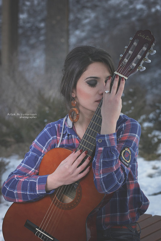 Гитаристка - Артак Арзуманян