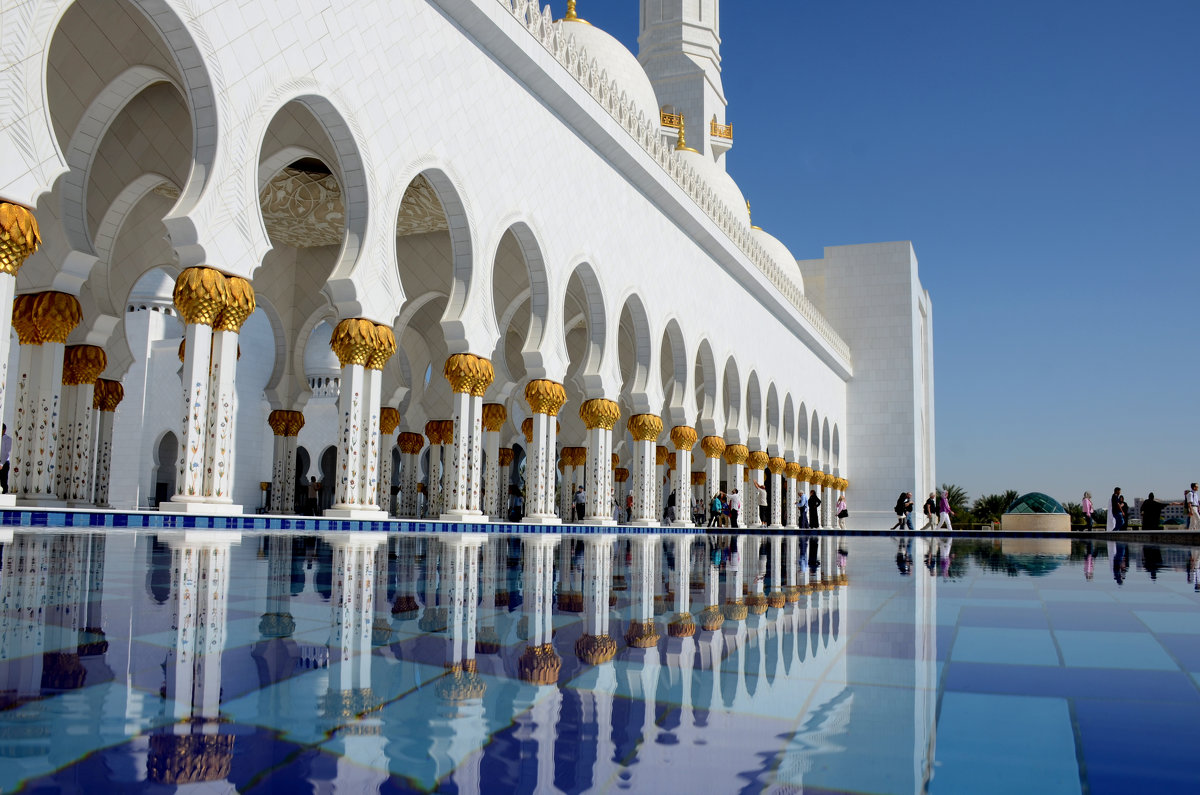 Мечеть шейха Заеда белая мечеть Абу-Даби