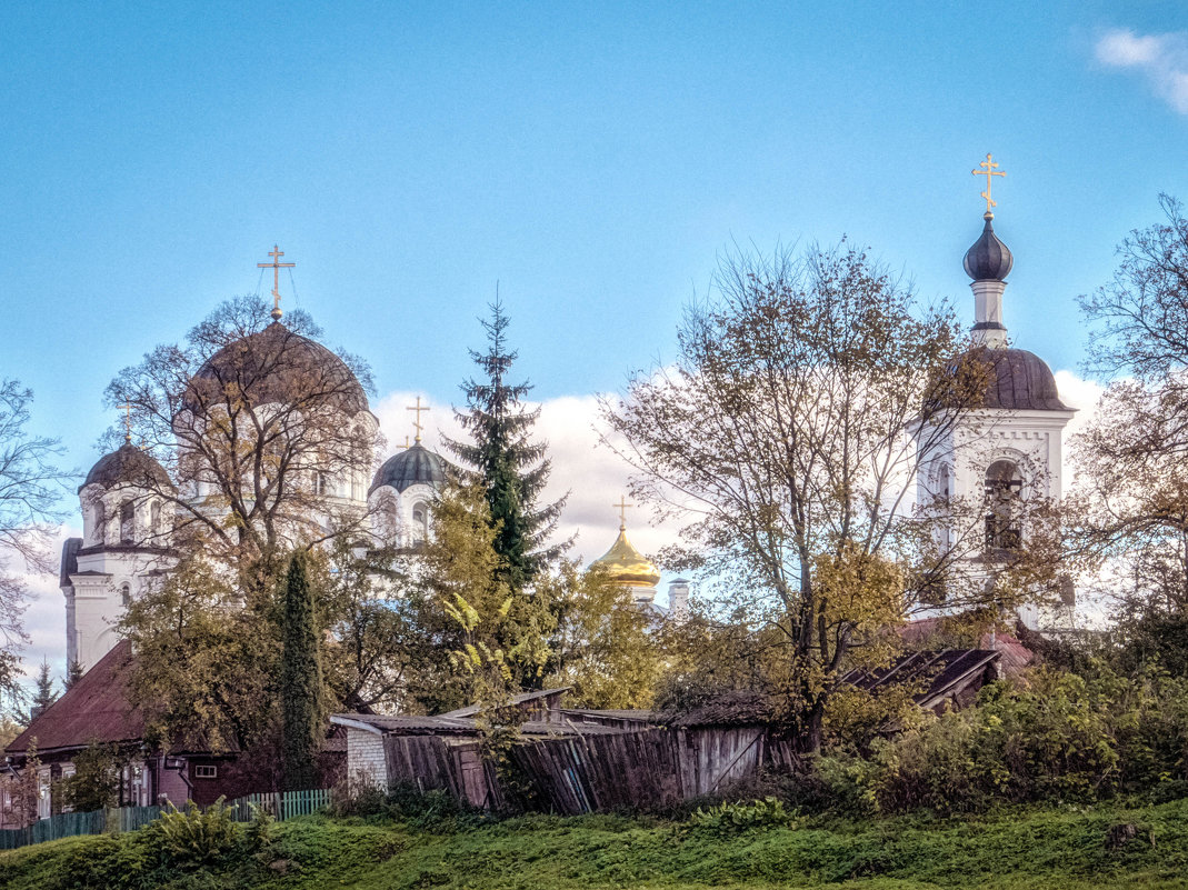 На задворках... - Александр Рамус