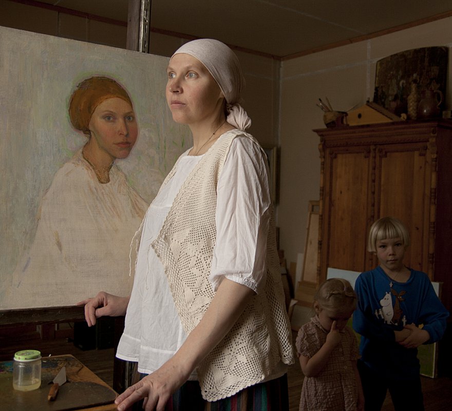 Портрет на фоне портрета - Людмила Синицына