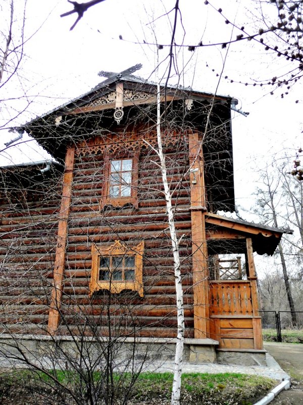 Здание конюшни усадьбы В.Сукачева - Оксана Тарасенко