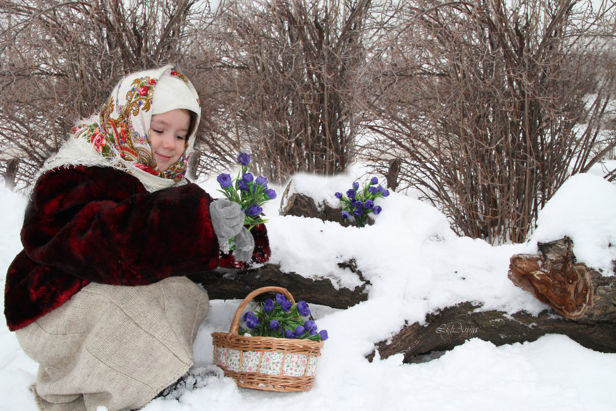 Маша с цветами голая в снегу 