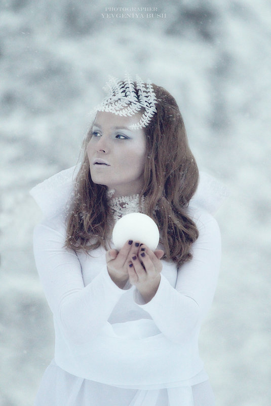 the snow queen - Yevgeniya Bush 