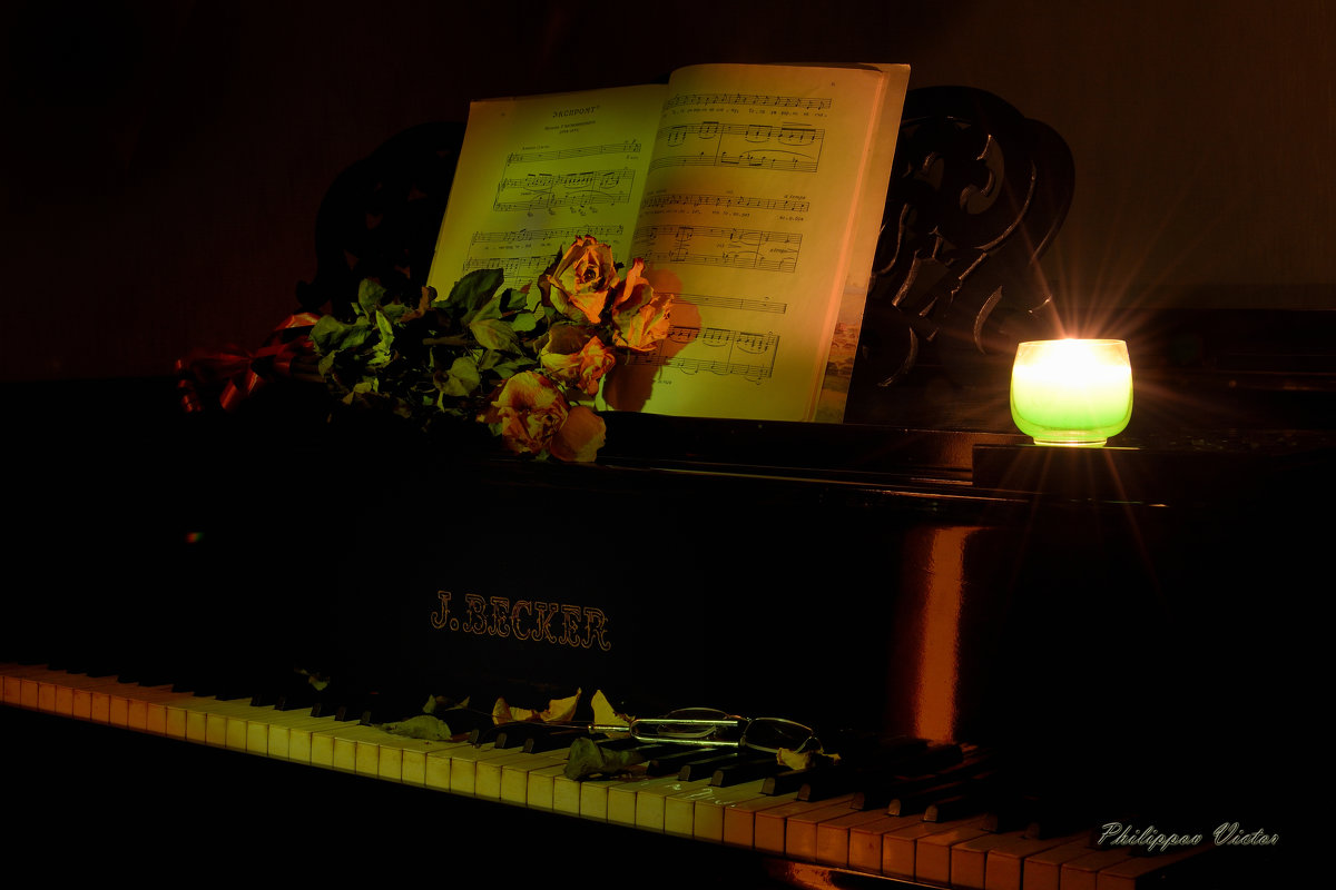 Старый рояль - Виктор Филиппов