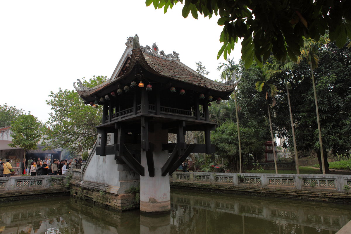 Храм на воде(Ханой Вьетнам) - Василий 