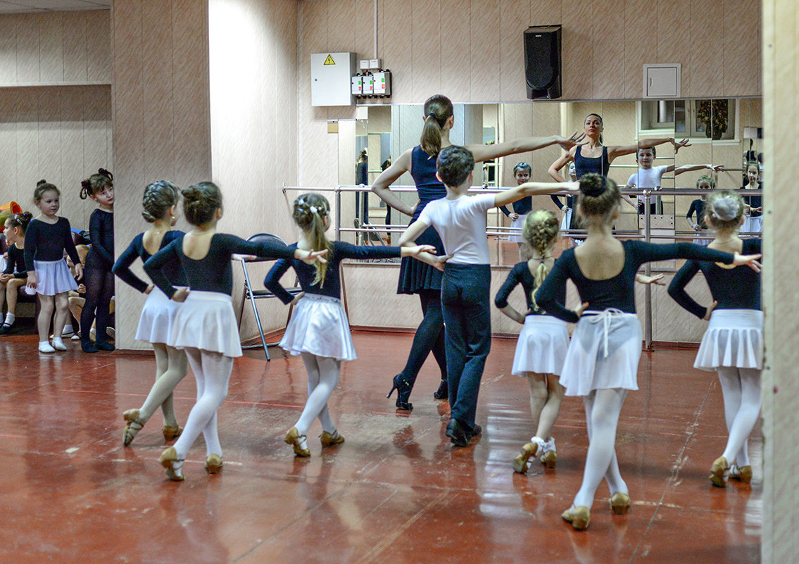 Эти девочки, которые танцуют... - Ирина Данилова