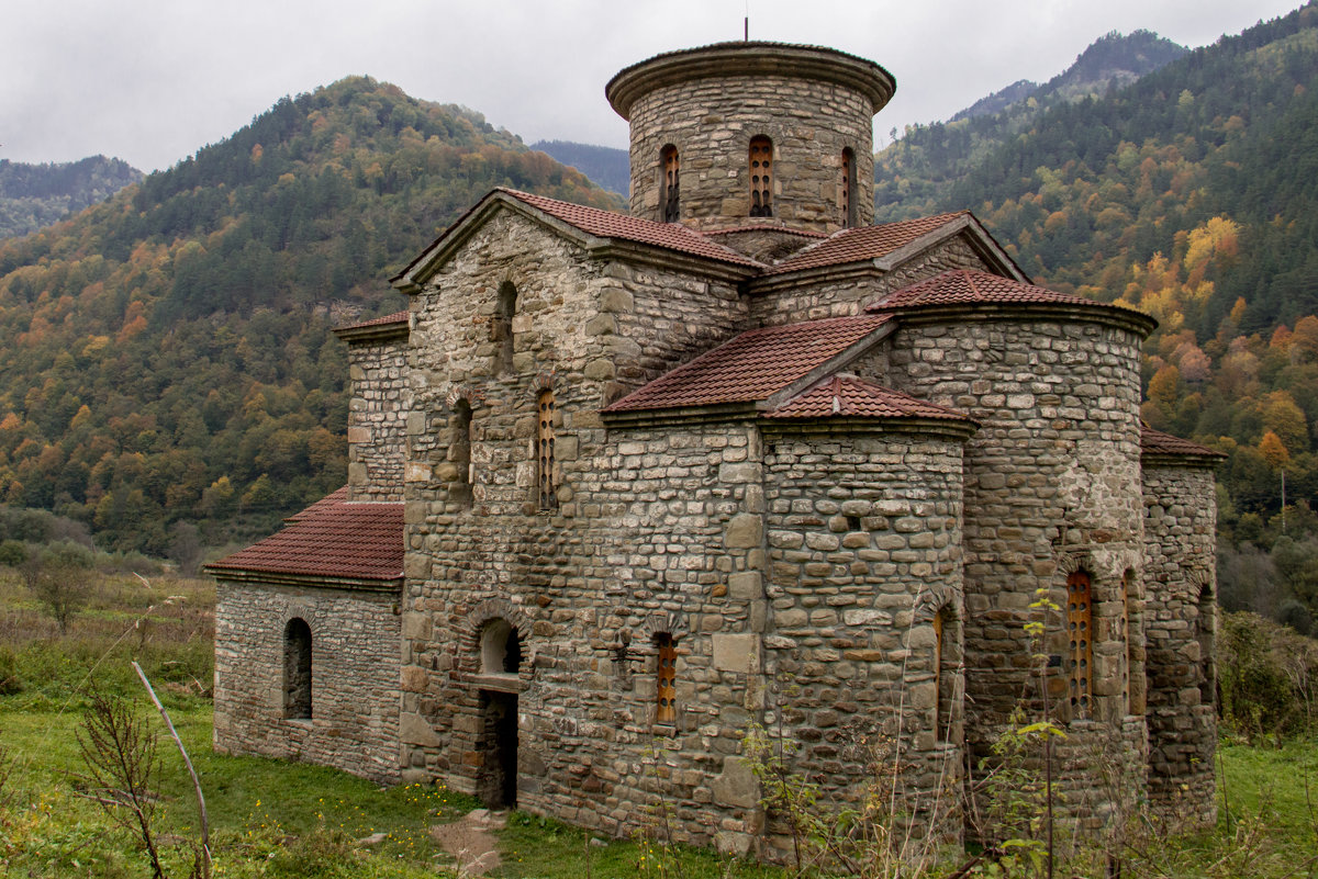 Древний аланский храм в Архызе - Андрей Кулаков