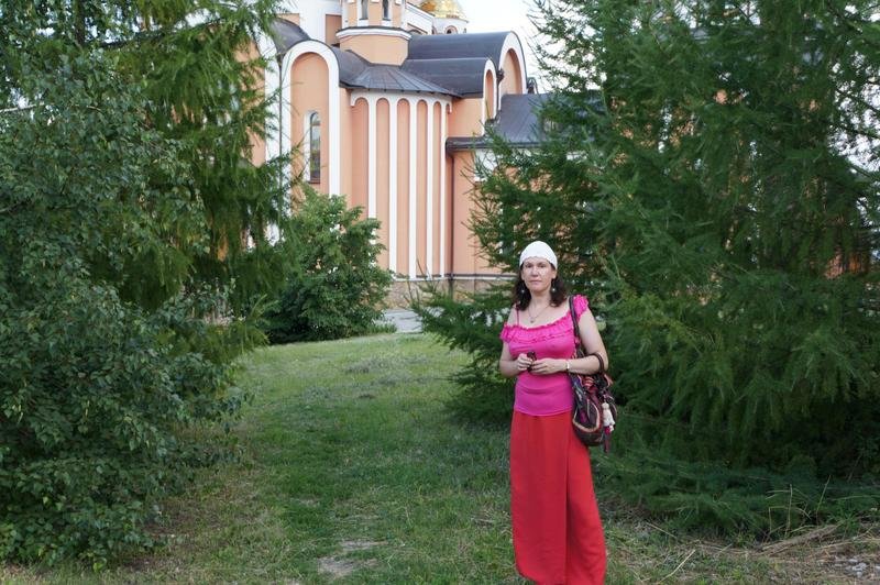 Фото Юлии Бродской в женском монастыре, Саратоов - Юрий А. Денисов