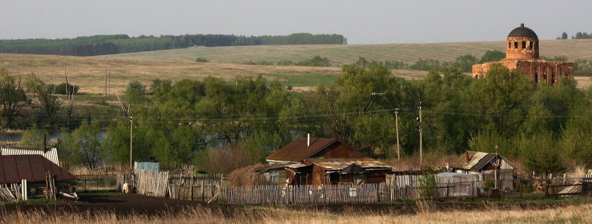 Пейзаж с заброшенным Храмом... - Валерия  Полещикова 