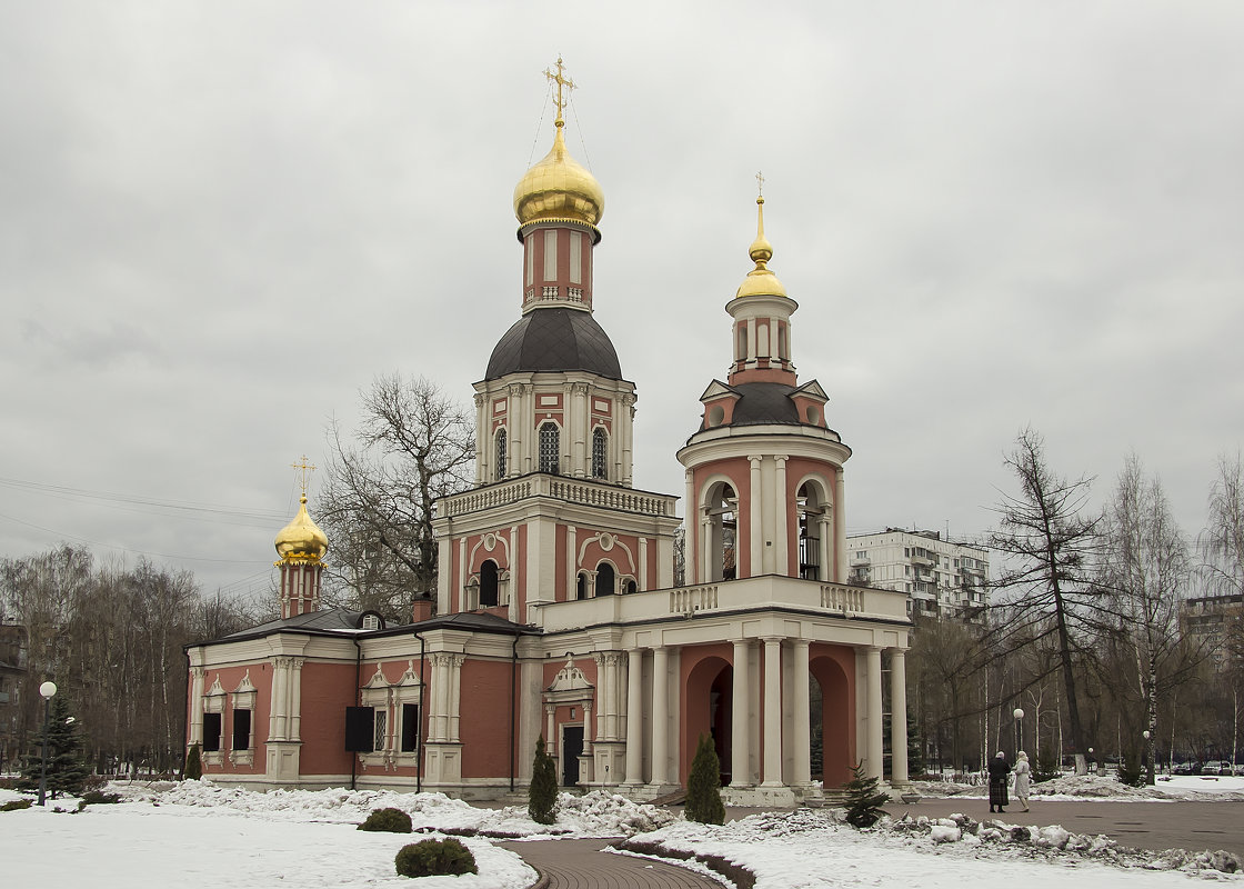 Храм Живоначальной Троицы Патриаршее подворье в усадьбе Свиблово - Марина Назарова