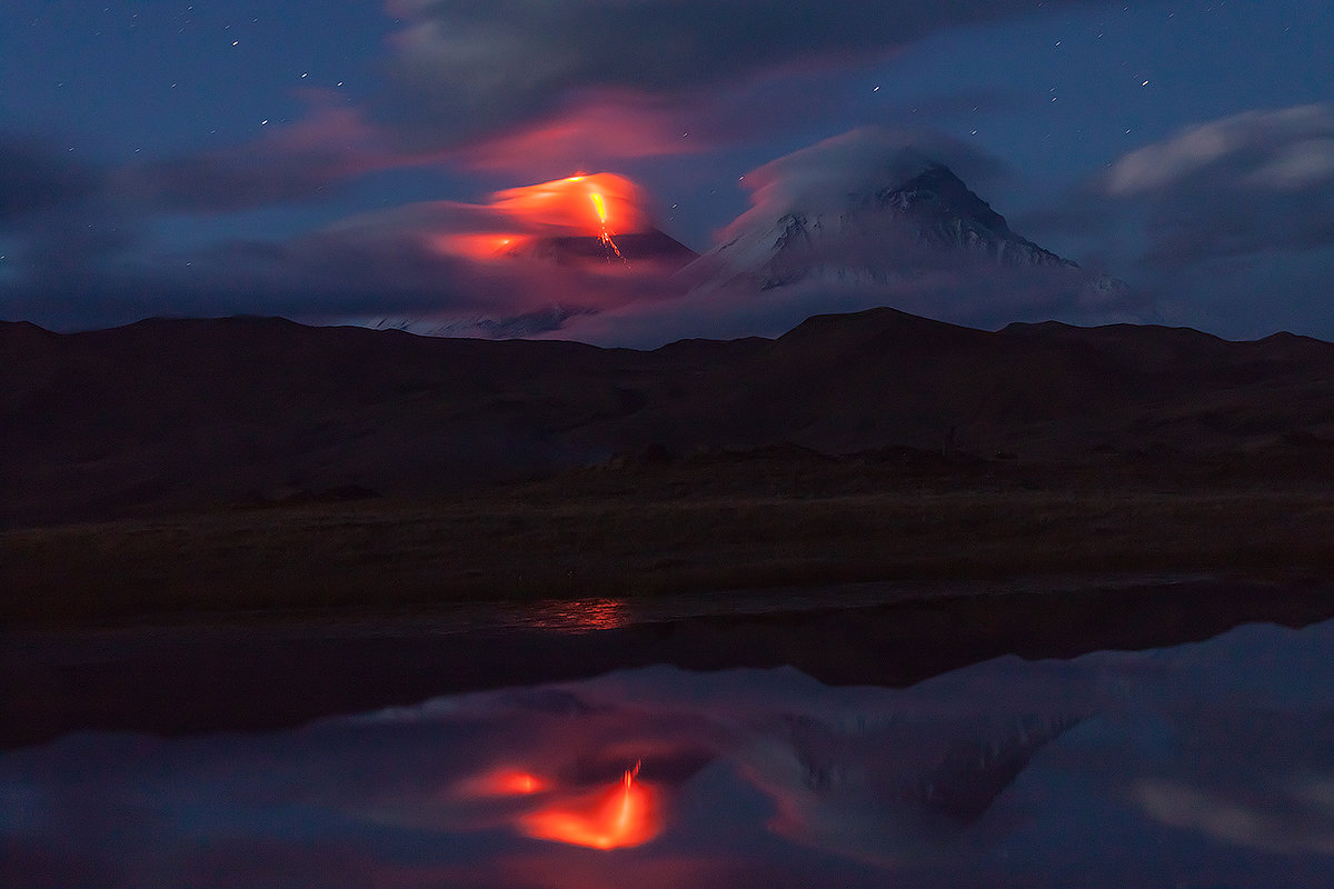Вулканы в огне - Денис Будьков