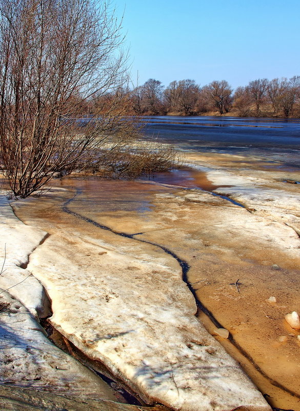 Ломает лёд мятежная река... - Лесо-Вед (Баранов)