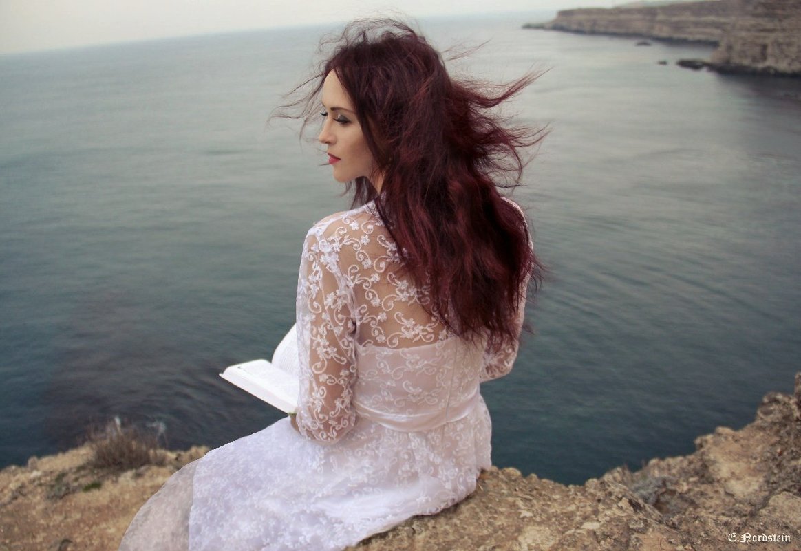 on the rocks ... - Alina Sergeevna