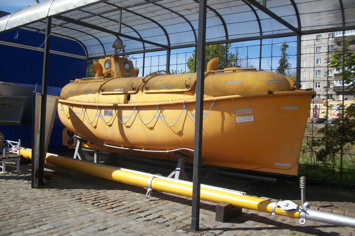 Подводная лодка - Дмитрий Иншин