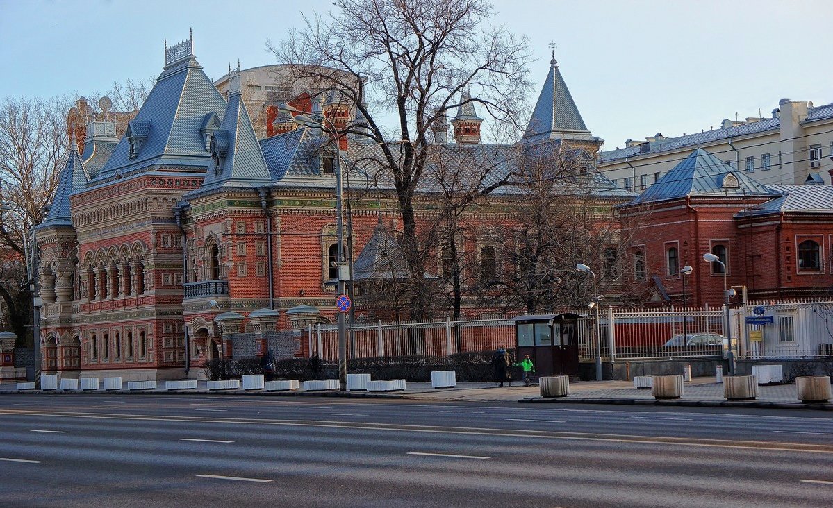 Дом купца Игумнова на Большой Якиманке  ( 1888-1895 ) - марк 
