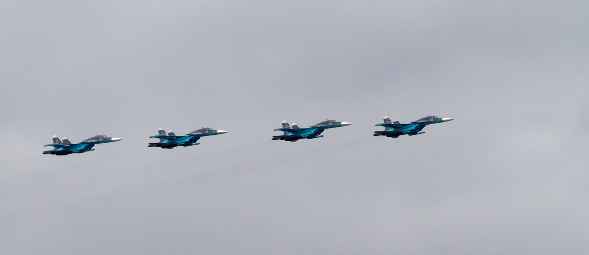 Тренировка авиационных групп перед ПАРАДОМ 9 мая. - Yuri Chudnovetz