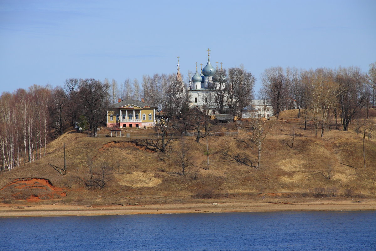 Крестовоздвиженский собор в Романове-Борисоглебске (Тутаеве). - Konstantine Kostyuchenko