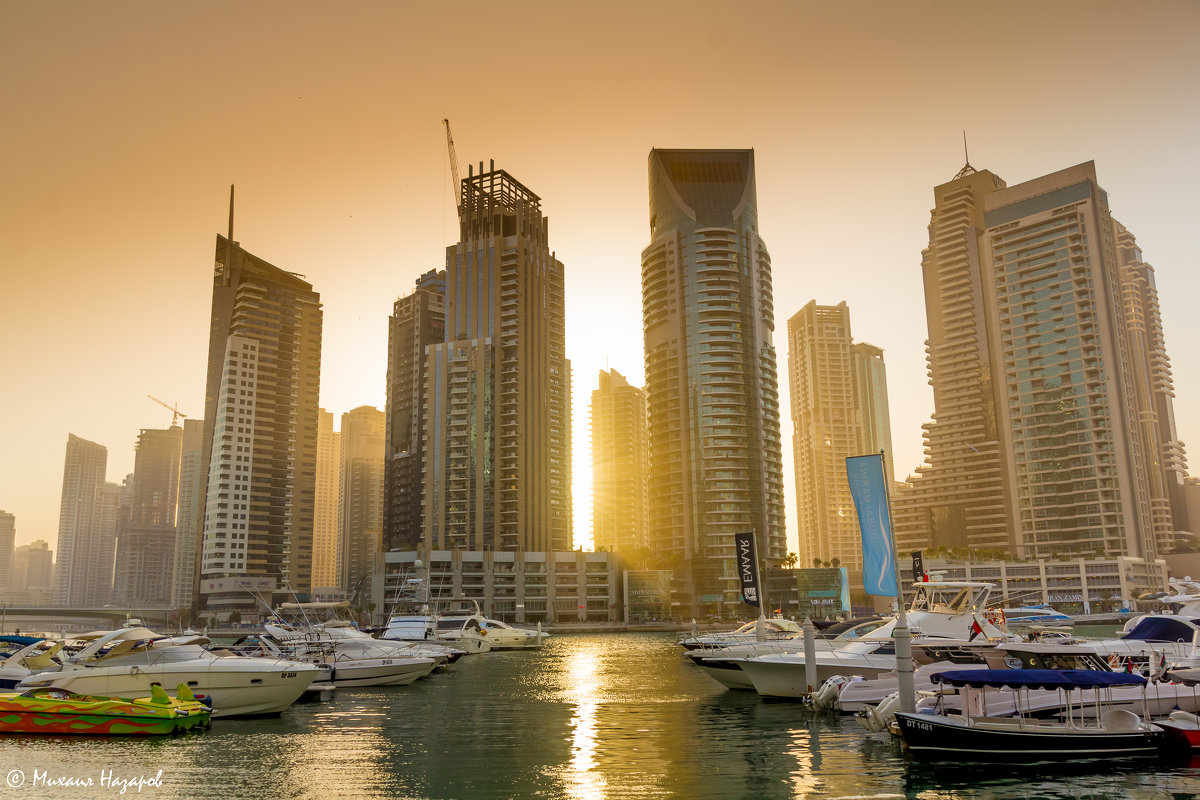 Dubai Marina закат