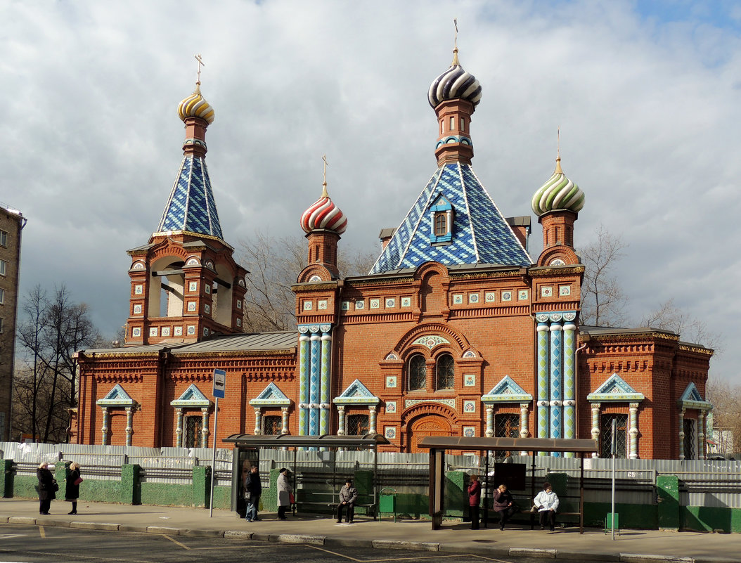 Храм Тихвинской иконы Божией матери Москва