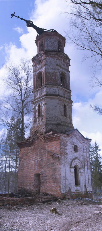 Старинная колокольня - Руслан Веселов