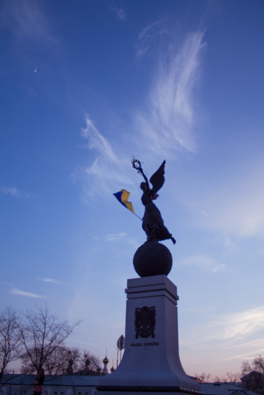 Памятник независимости «Летящая Украина» - Алексей Гончаров