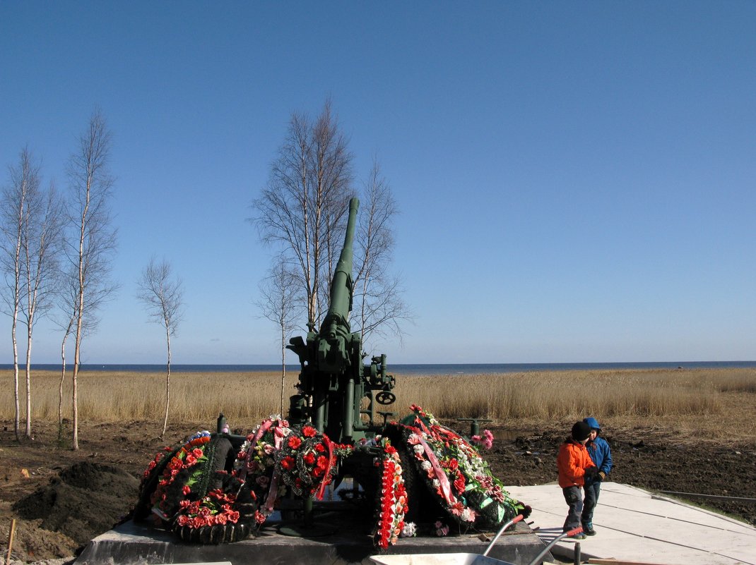 Пусть всегда светит солнце и смеются дети под мирным небом... - ТАТЬЯНА (tatik)