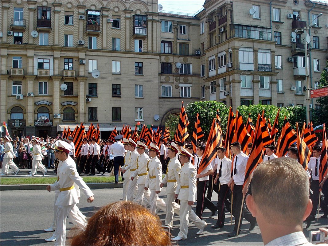 В День Победы. Запорожье, 2012 год - Нина Корешкова