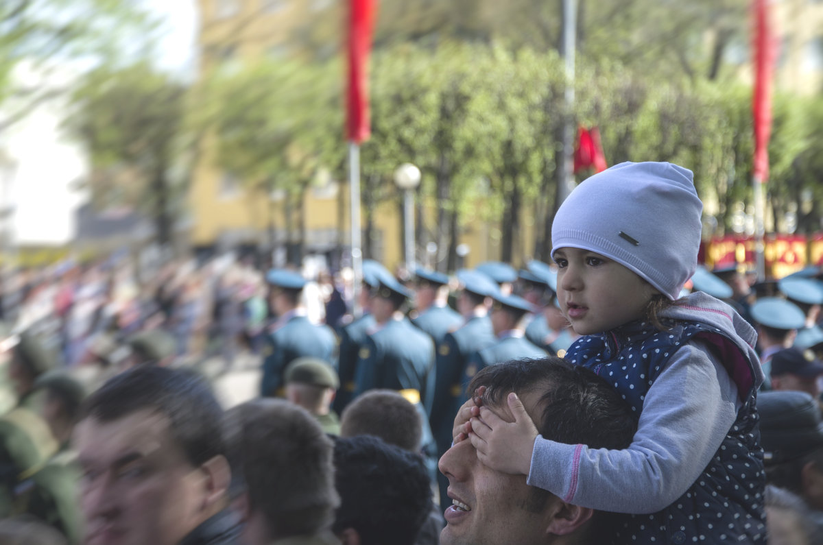 На параде - Станислав Князев