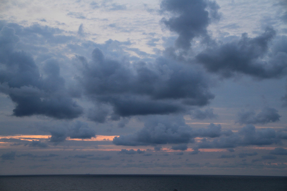 раннее утро над морем - valeriy g_g
