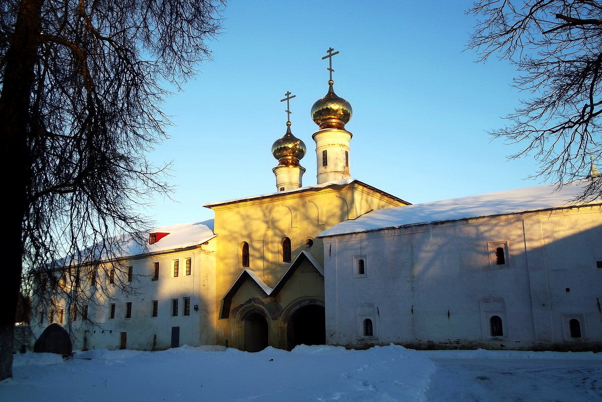 Святые ворота с церковью во имя Вознесения господня - Сергей Кочнев