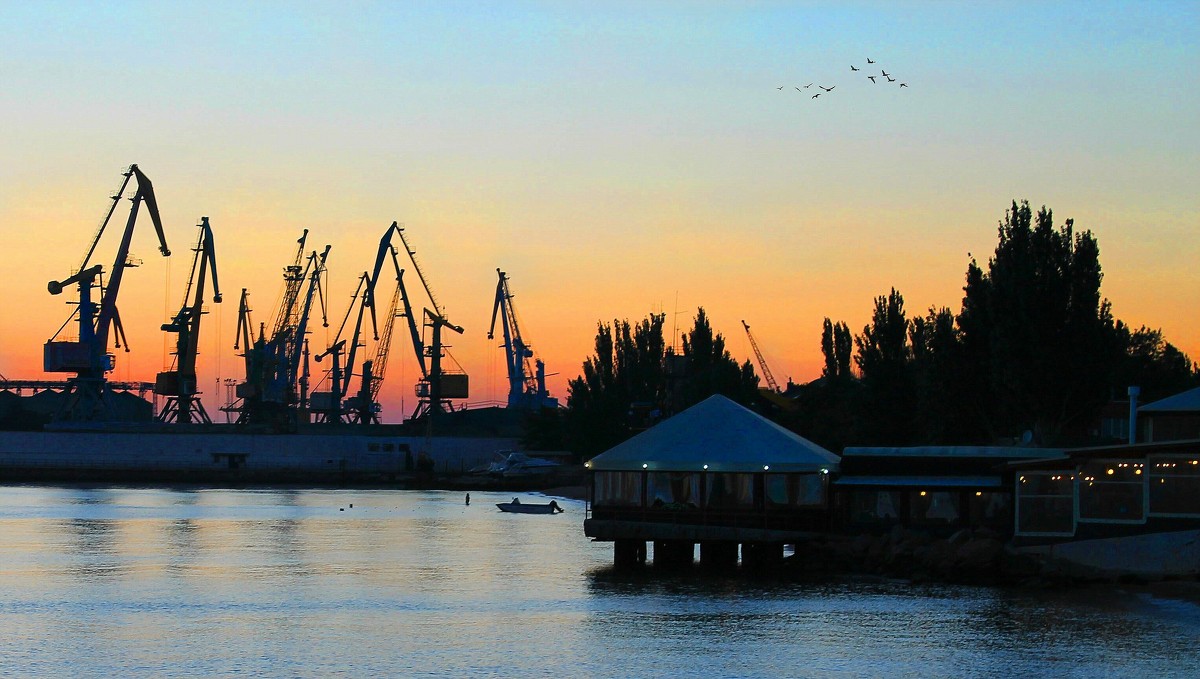 На закате дня в порту - Natusya _ya