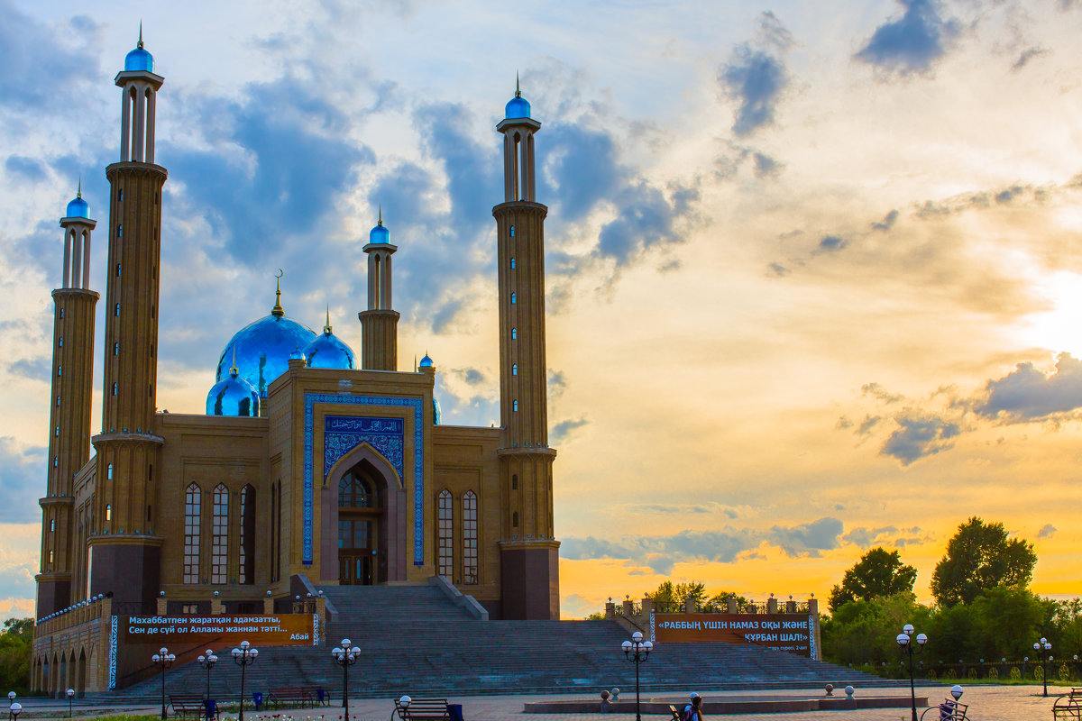 Мечеть Халифа Алтай