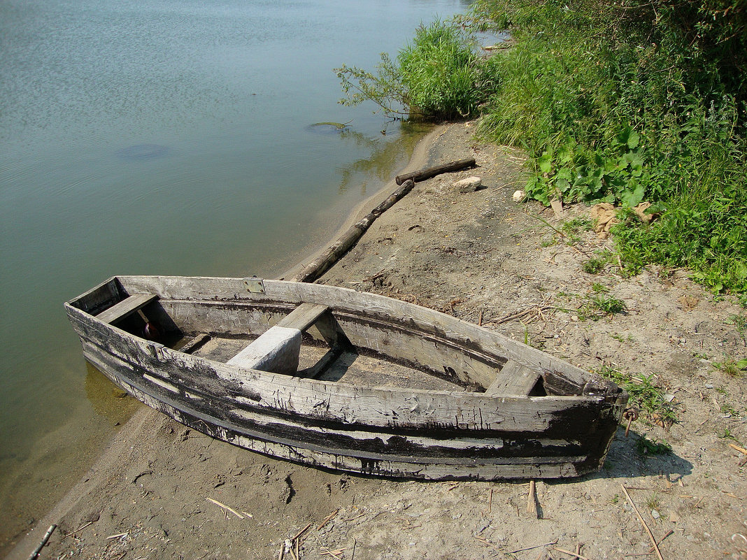 Заброшенная лодка - Serge Serebryakov