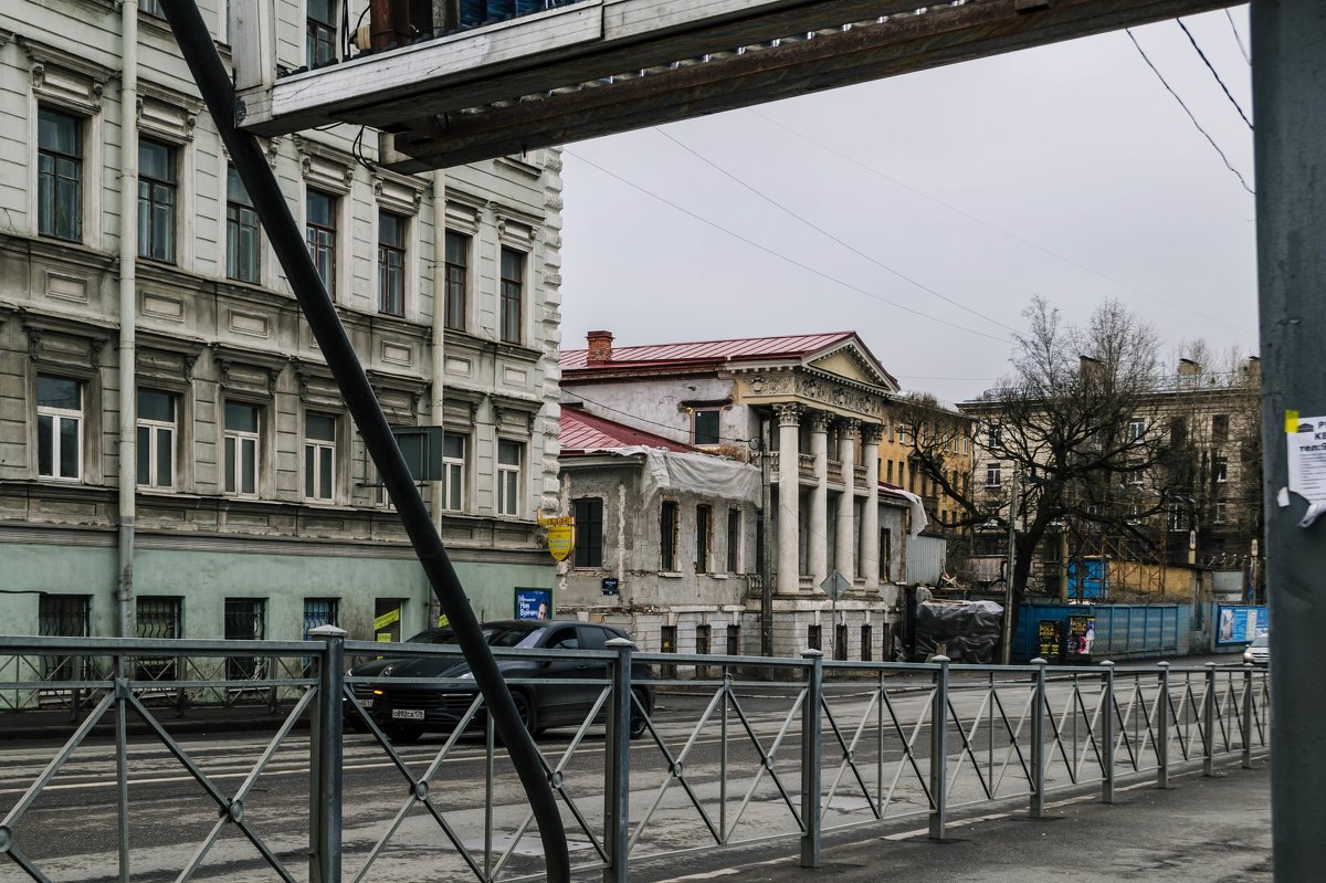 В Петербурге - Константин Бобинский