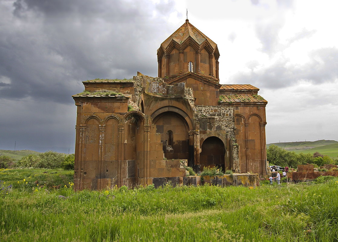 Главный храм монастыря Мармашен, развалины базилики - M Marikfoto