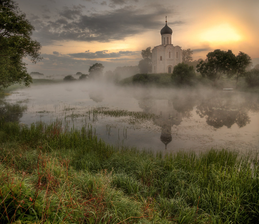 Церковь Покрова на Нерли - Эдуард Гордеев