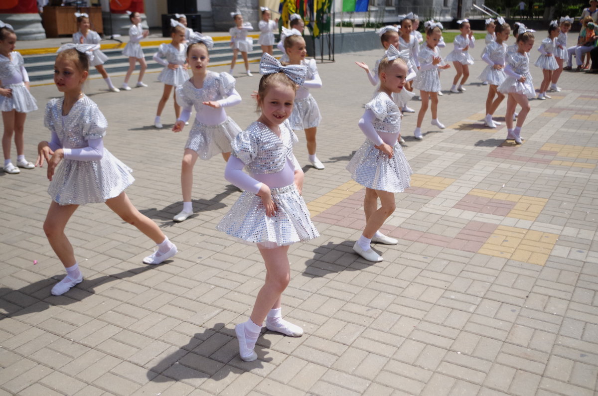 Варя на дне города Тихорецка 6 июня 2015 года - Галина Григорьева