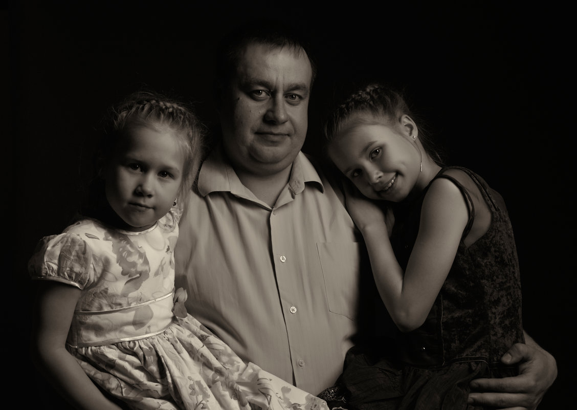 Папа с дочерьми - Яна Васильева