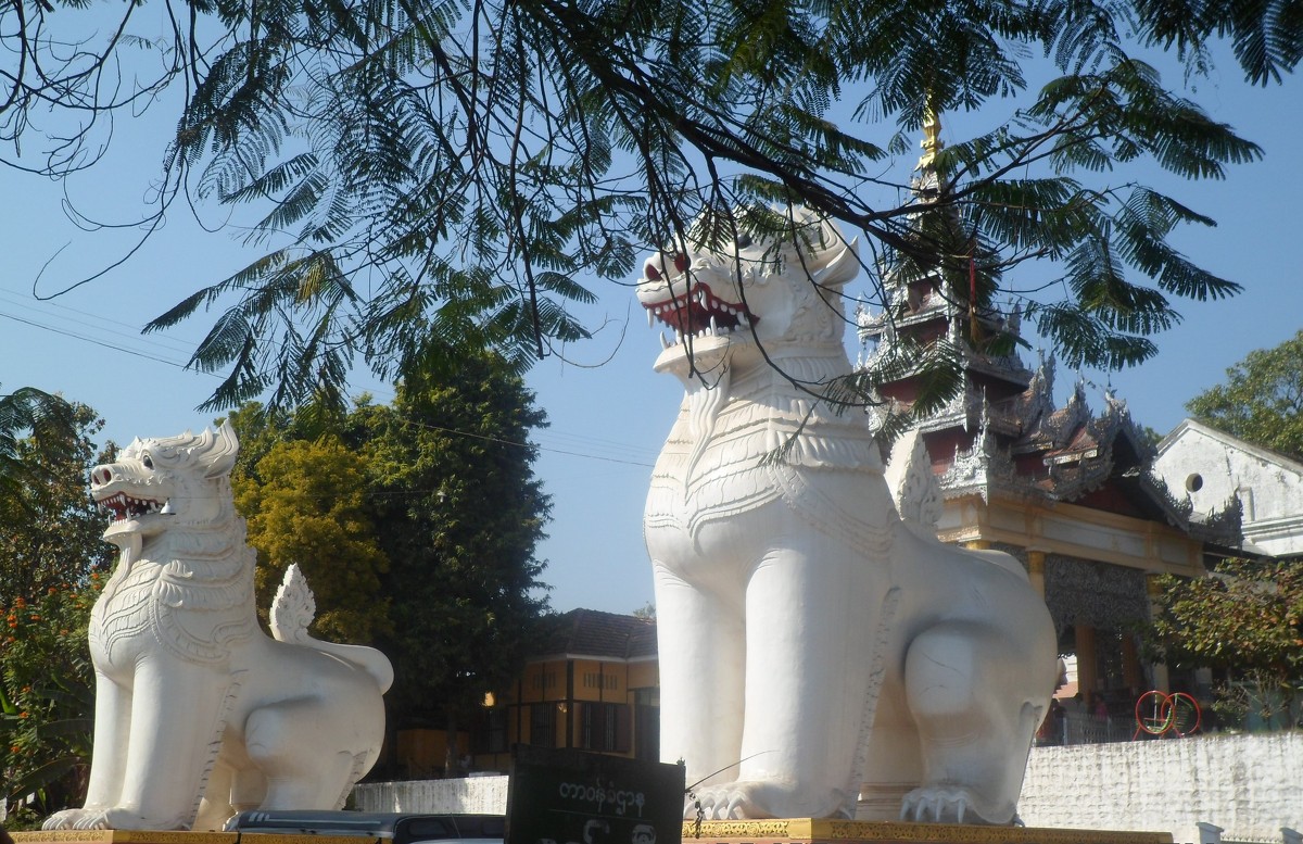 Вход в Храм, Бирма(Мьянма) - Наталья Елизарова