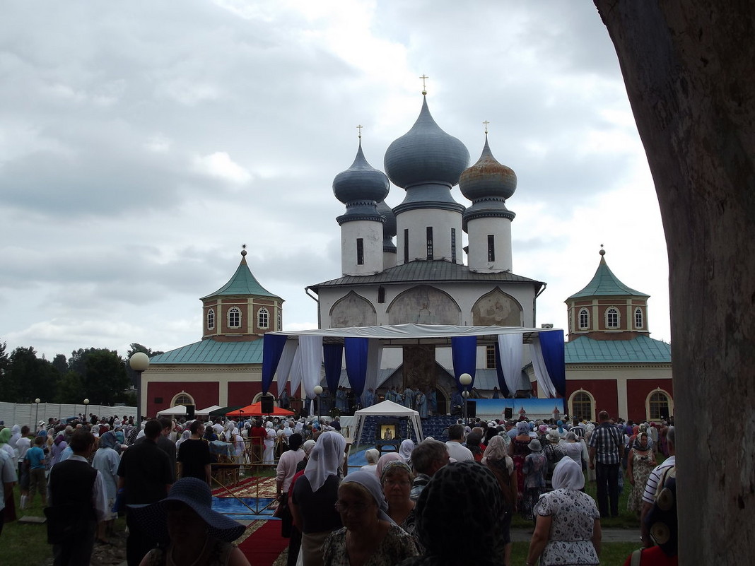 день явления иконы Тихвинской Божэй Матери - Сергей Кочнев